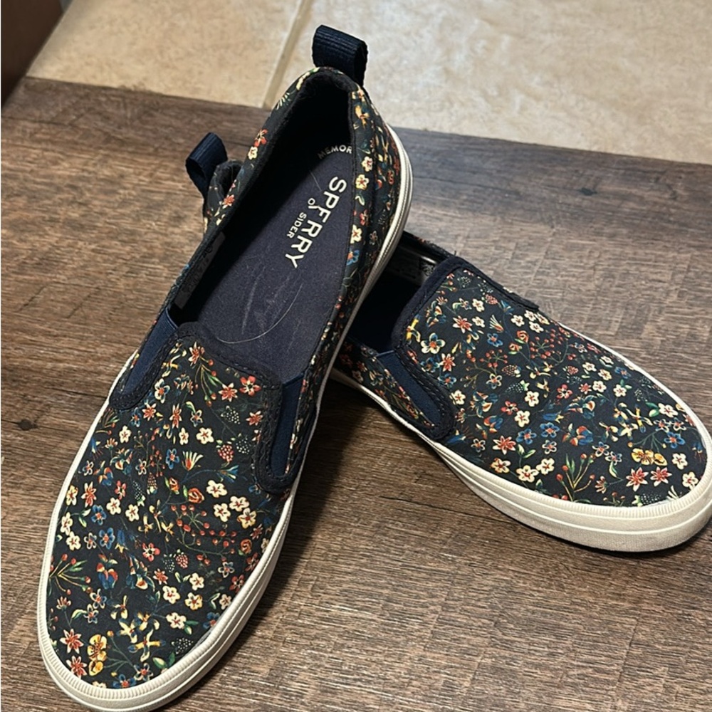 Women’s Sperry Shoes Sz. 8